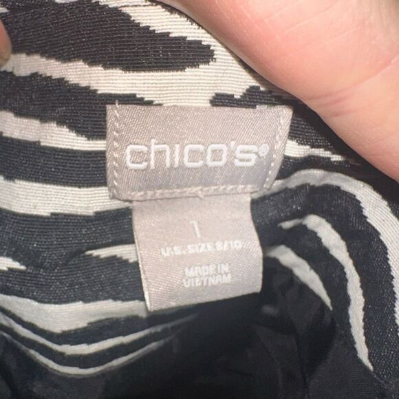 Chicos 1 8/10 black & white zebra striped no collar blazer - Picture 3 of 3
